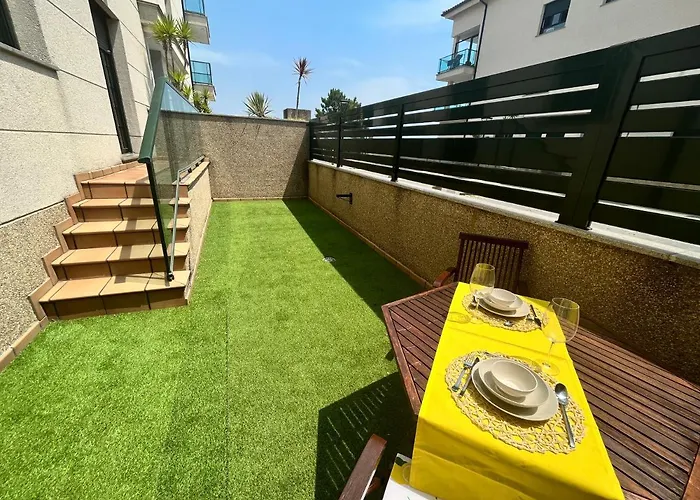 Apartamento Con Terraza Y Acceso A La Playa